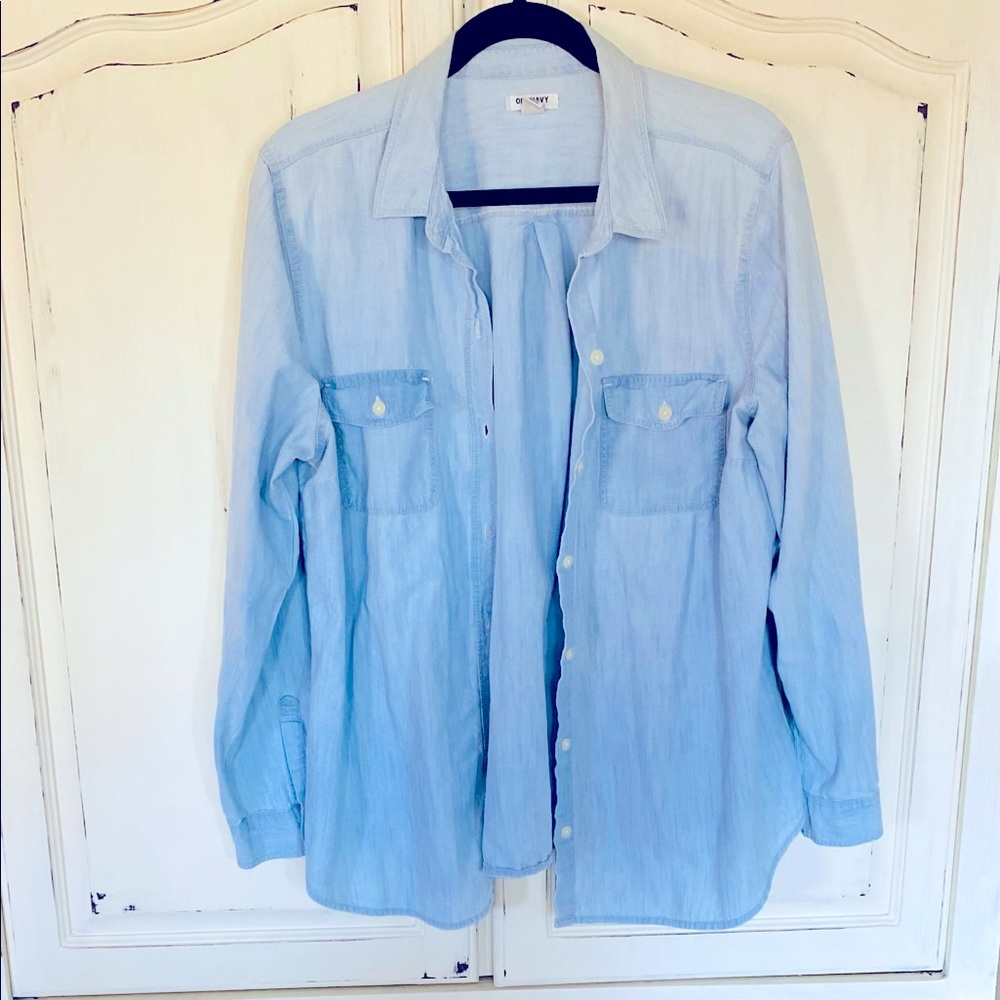 Old Navy Button Up Shirt